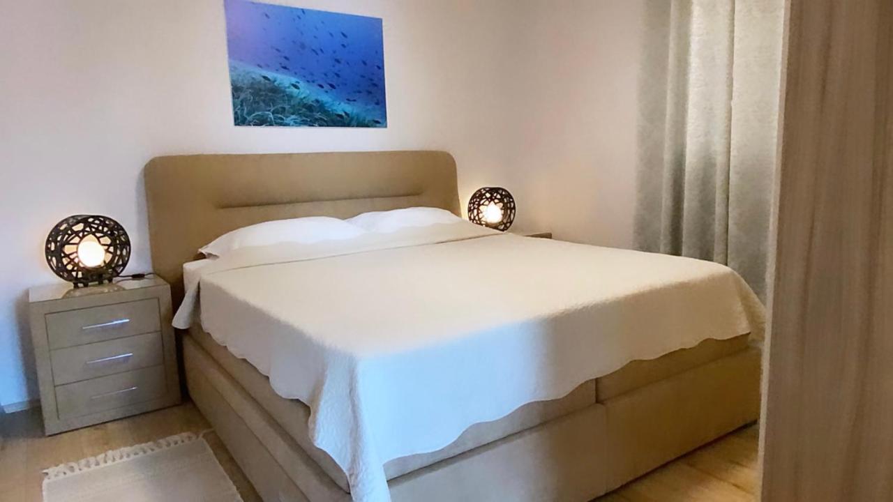 Apartments Tasha Mali Lošinj Eksteriør billede