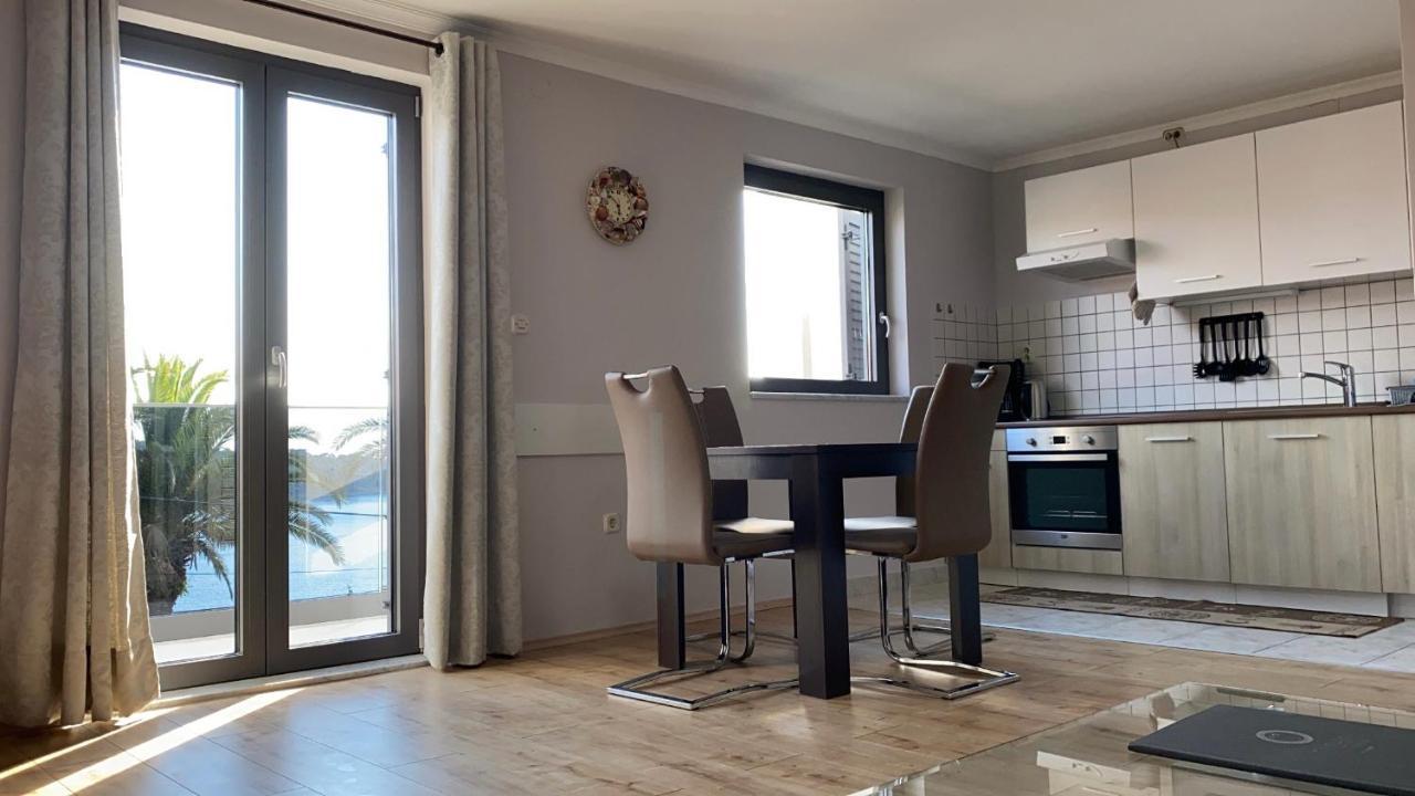 Apartments Tasha Mali Lošinj Eksteriør billede