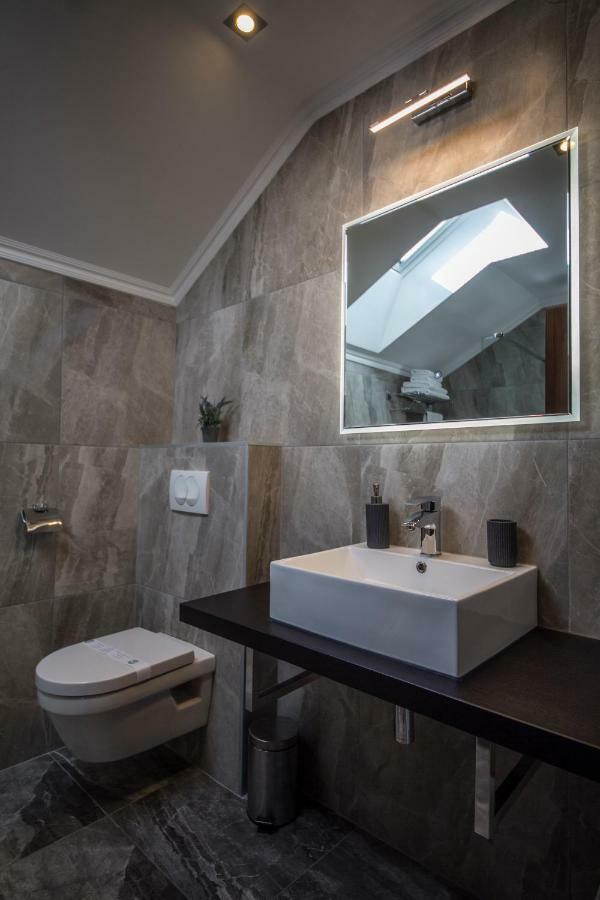 Apartments Tasha Mali Lošinj Eksteriør billede