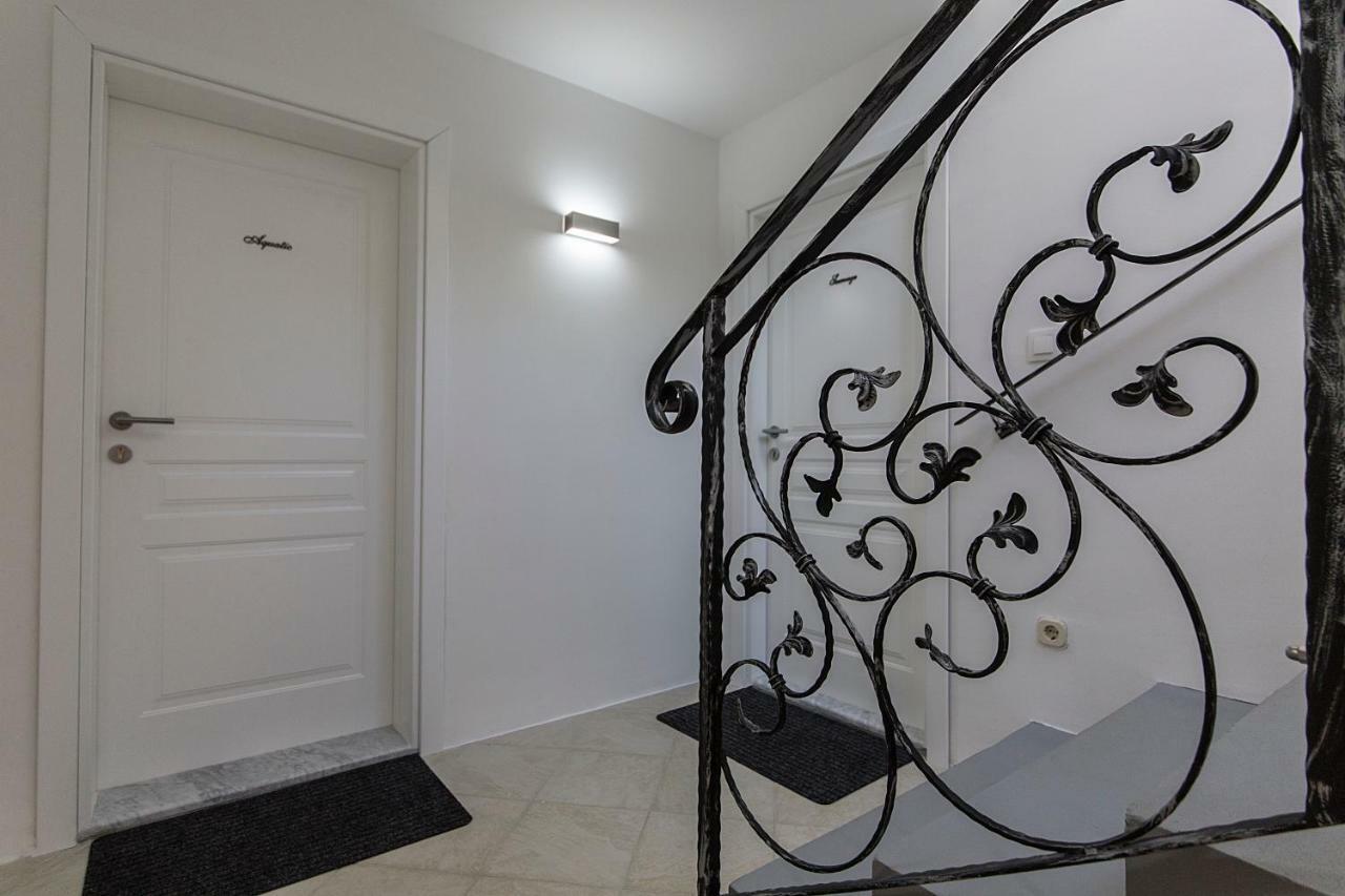 Apartments Tasha Mali Lošinj Eksteriør billede