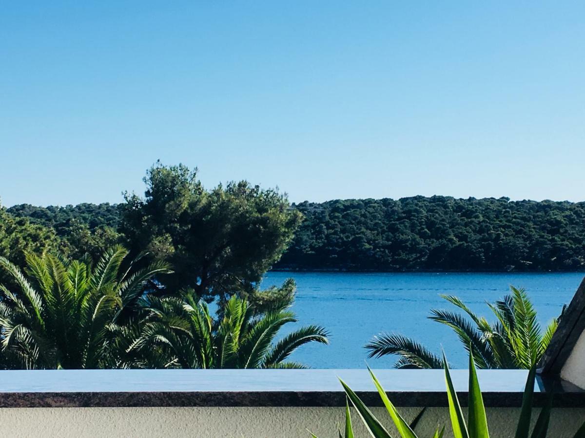 Apartments Tasha Mali Lošinj Eksteriør billede